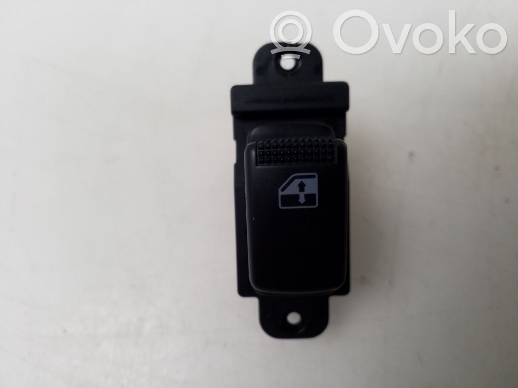 Hyundai Elantra Electric window control switch 