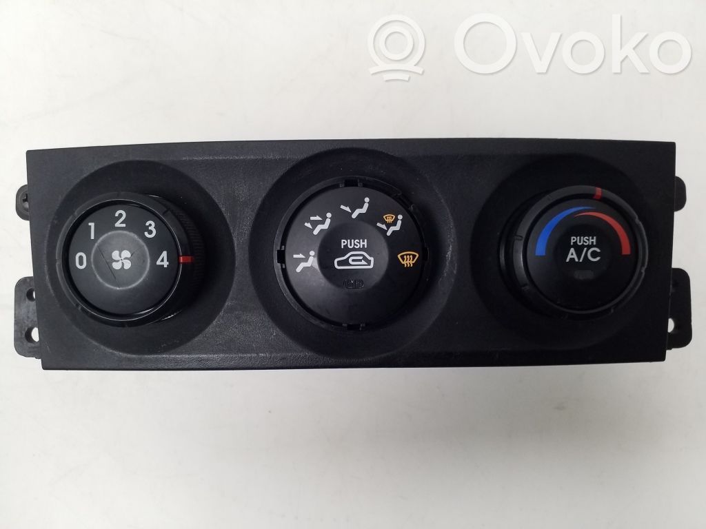 KIA Sorento Air conditioner control unit module 