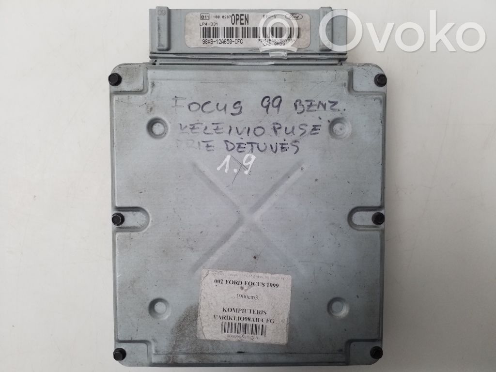 Ford Focus Engine control unit/module 