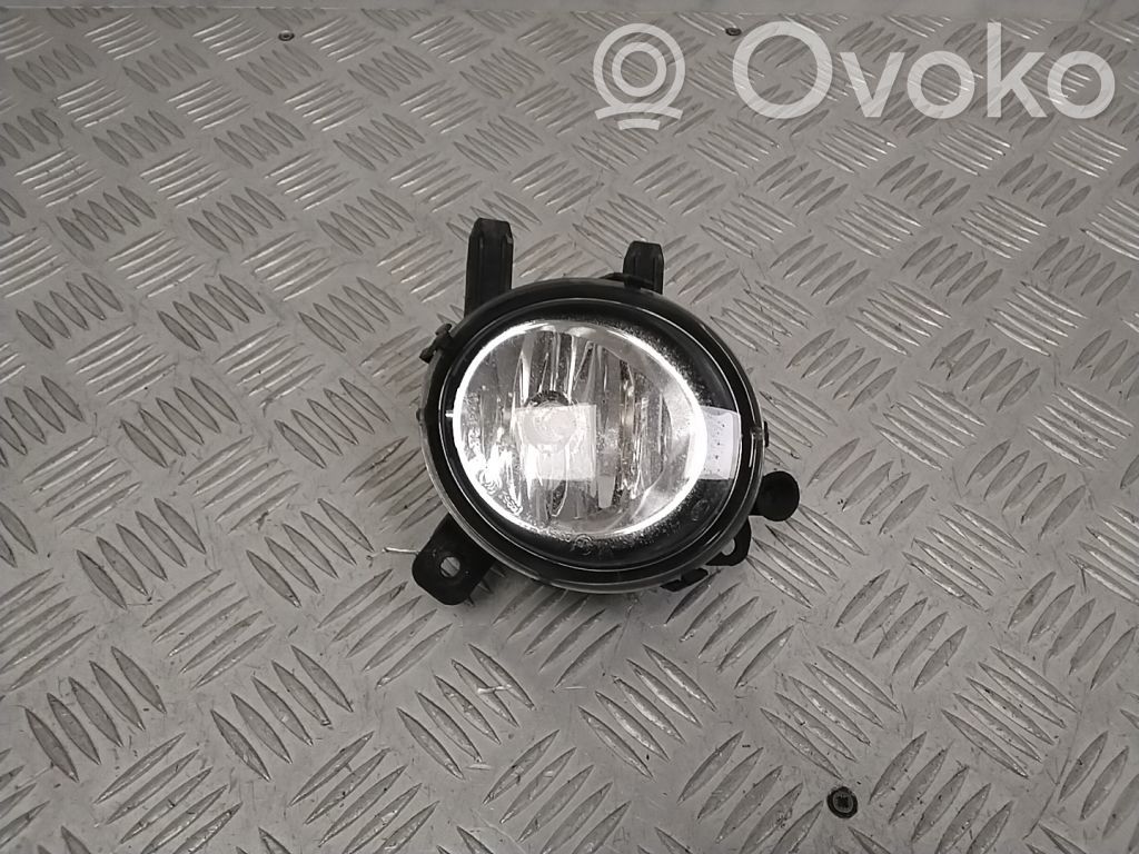 BMW 2 F45 Etusumuvalo 