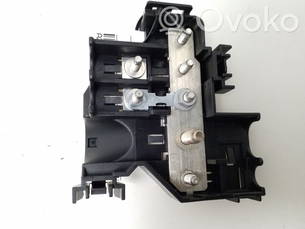 Audi A6 S6 C6 4F Sulakemoduuli 