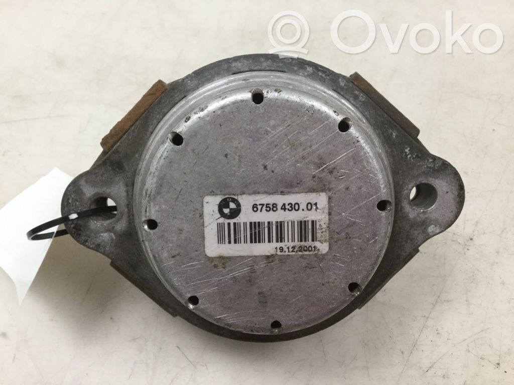 BMW X5 E53 Engine mount bracket 