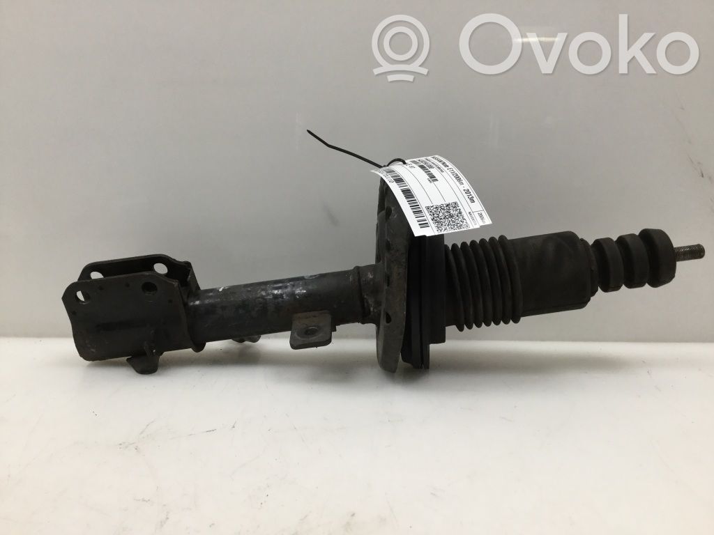 Nissan Note (E11) Etuiskunvaimennin 