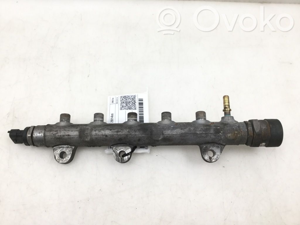 Opel Vivaro Listwa wtryskowa 