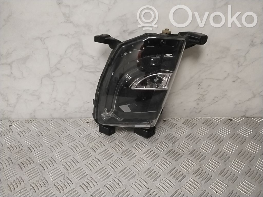 Tesla Model S Nebelscheinwerfer vorne 