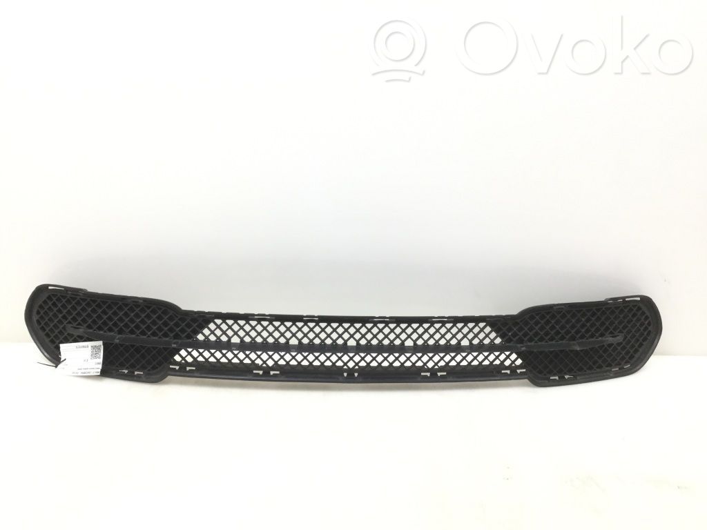 Front bumper lower grill   2990475