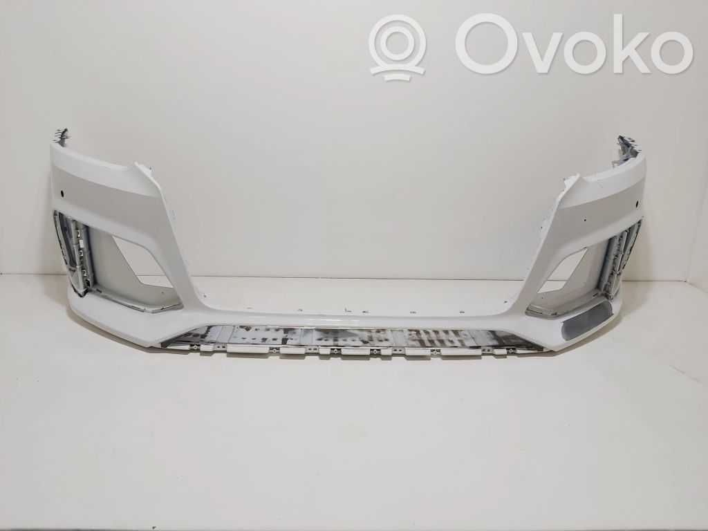 Audi Q3 8U Parachoques delantero 