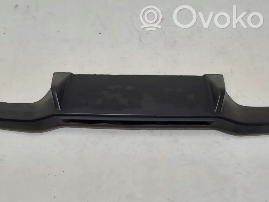 BMW M2 F87 Moldura inferior del parachoques trasero 