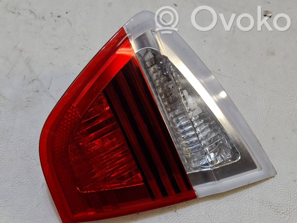 Rear/tail lights   6973460