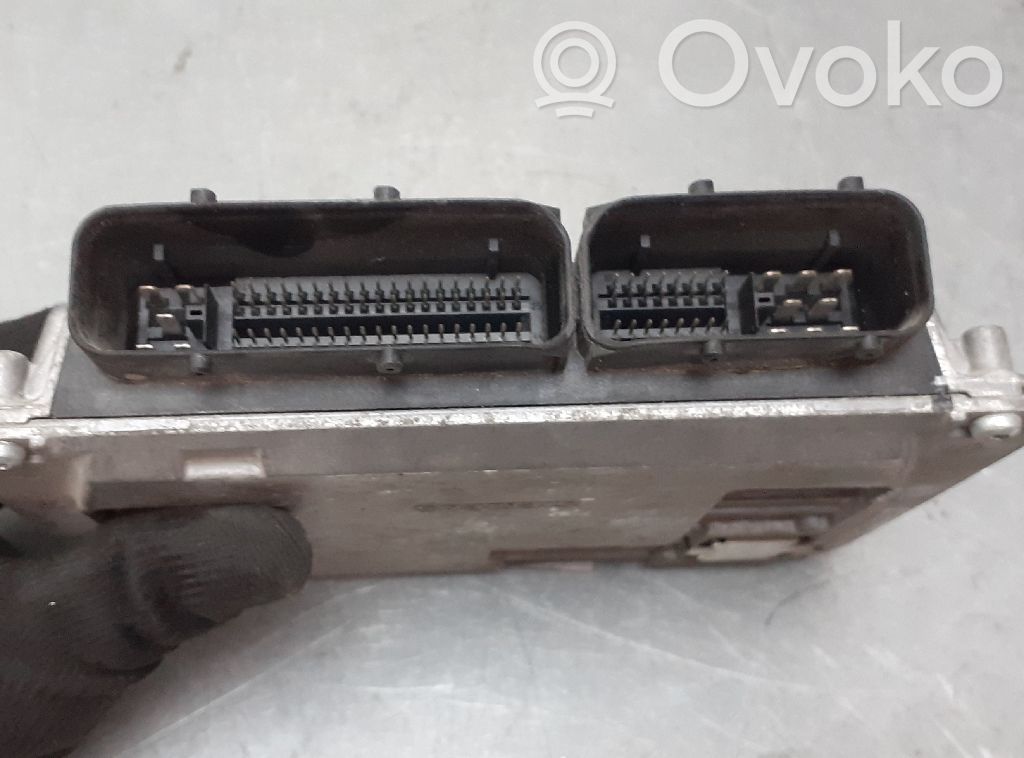 Volkswagen Golf V Centralina/modulo del motore