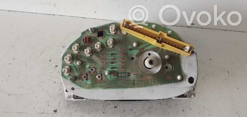 Geschwindigkeitsmesser Cockpit   97KP10841A