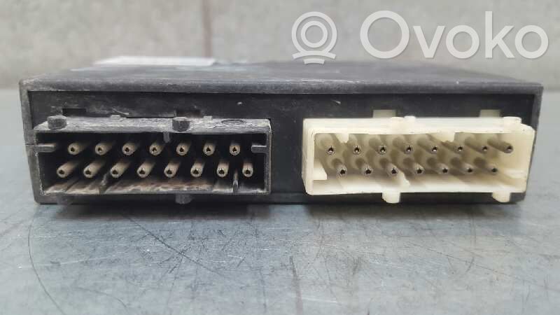 Muut ohjainlaitteet/moduulit   61358367981
