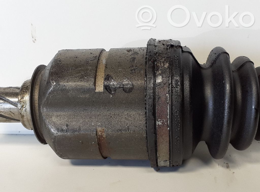 Opel Corsa C Priekinis pusašis 