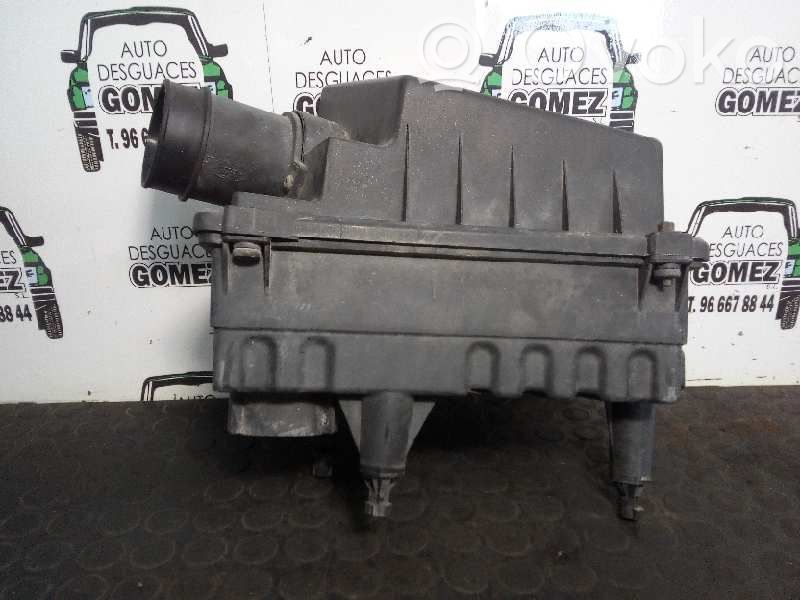 Ford Focus Air filter box 