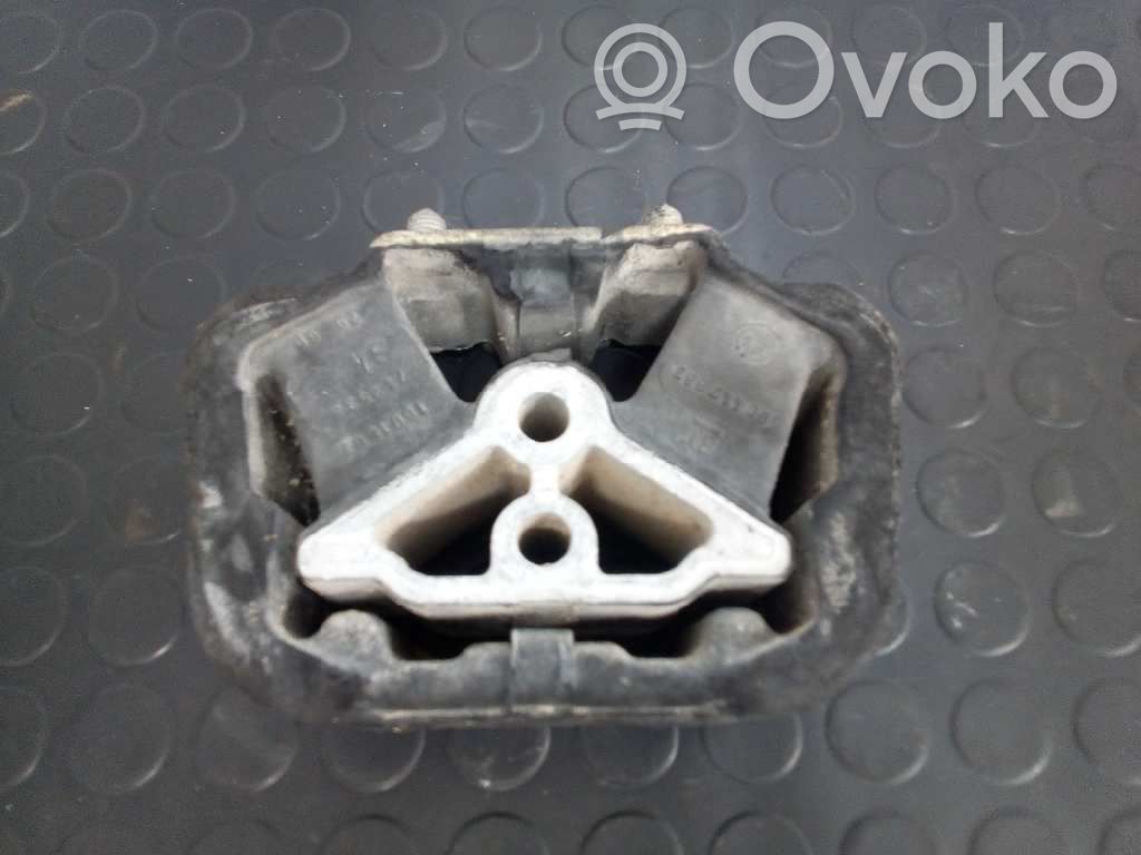 Opel Astra F Engine mount bracket 