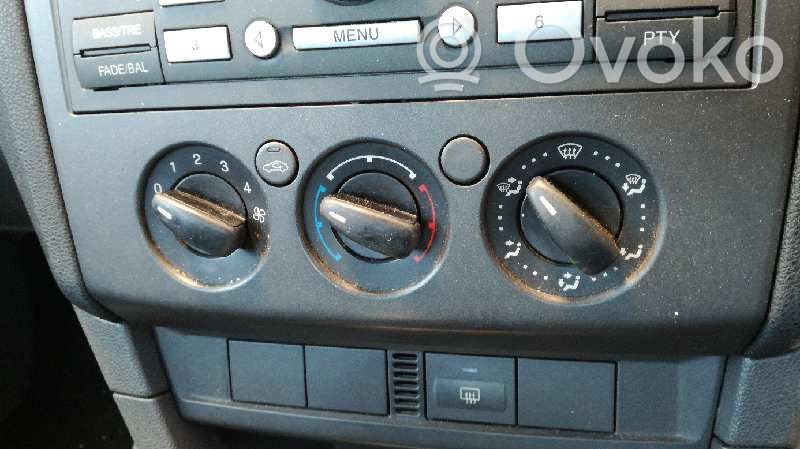 Ford Focus Climate control unit 