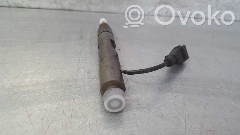 Renault Laguna I Inyector de combustible 