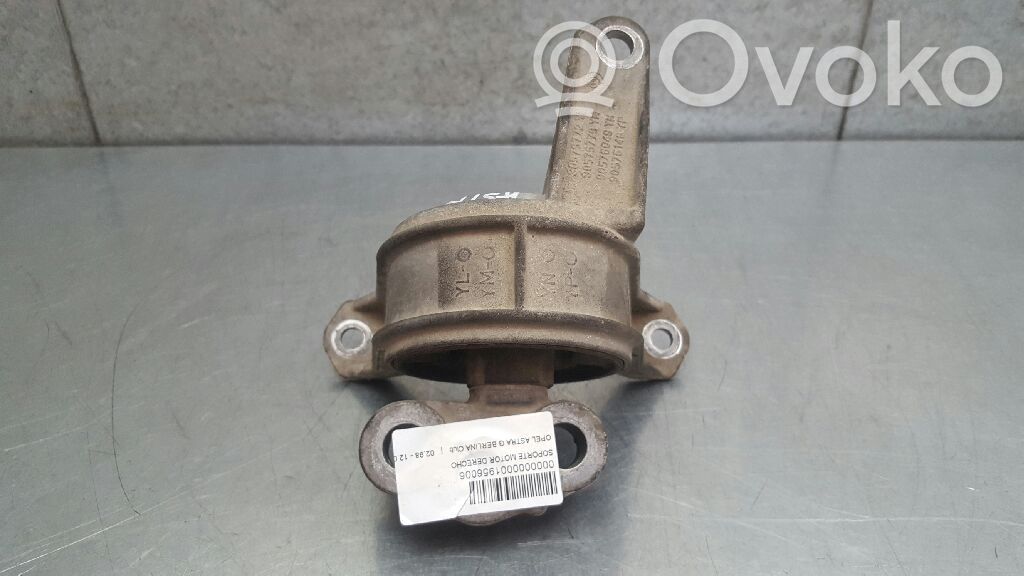Moottorin kiinnikekorvake   90575772