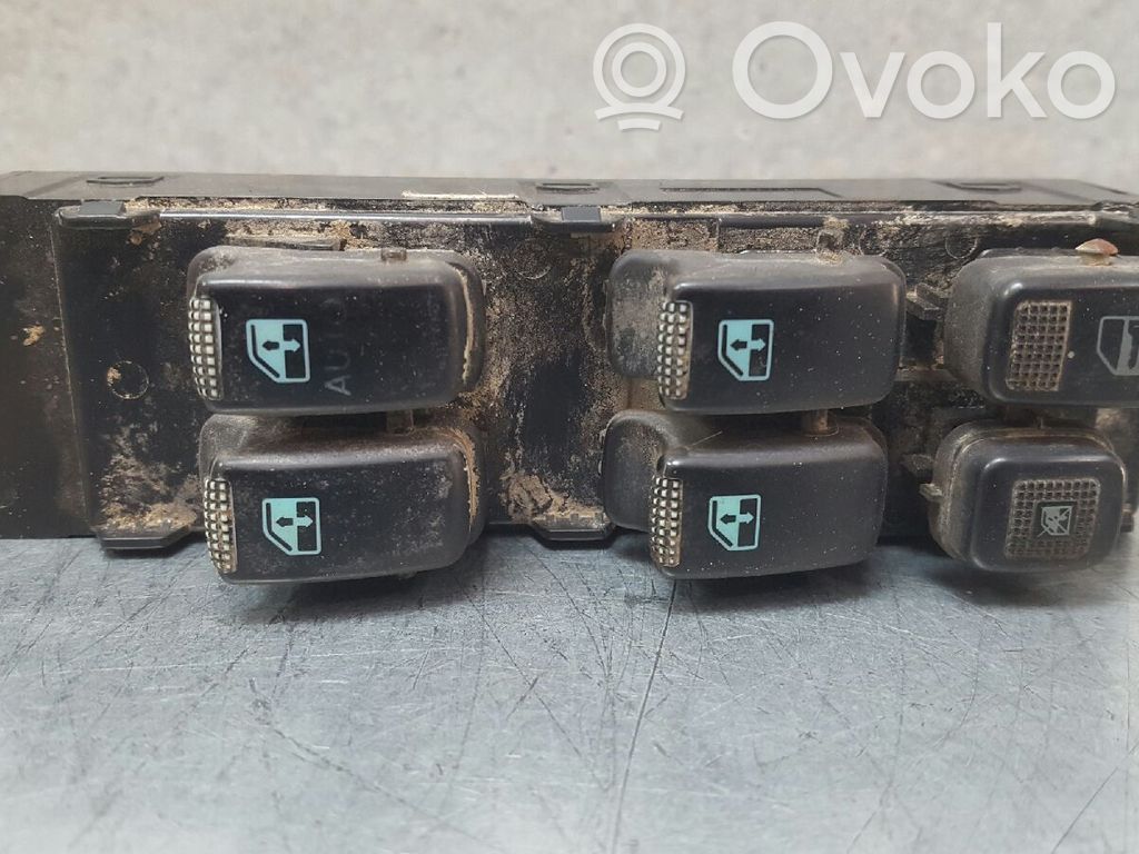 Interruptor del elevalunas eléctrico   620W03030