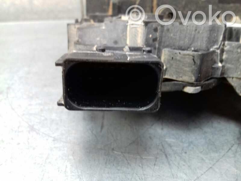 Opel Corsa E Încuietoare ușă spate 