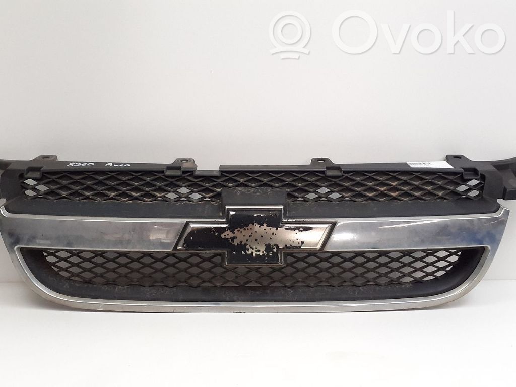 Chevrolet Aveo Front grill 