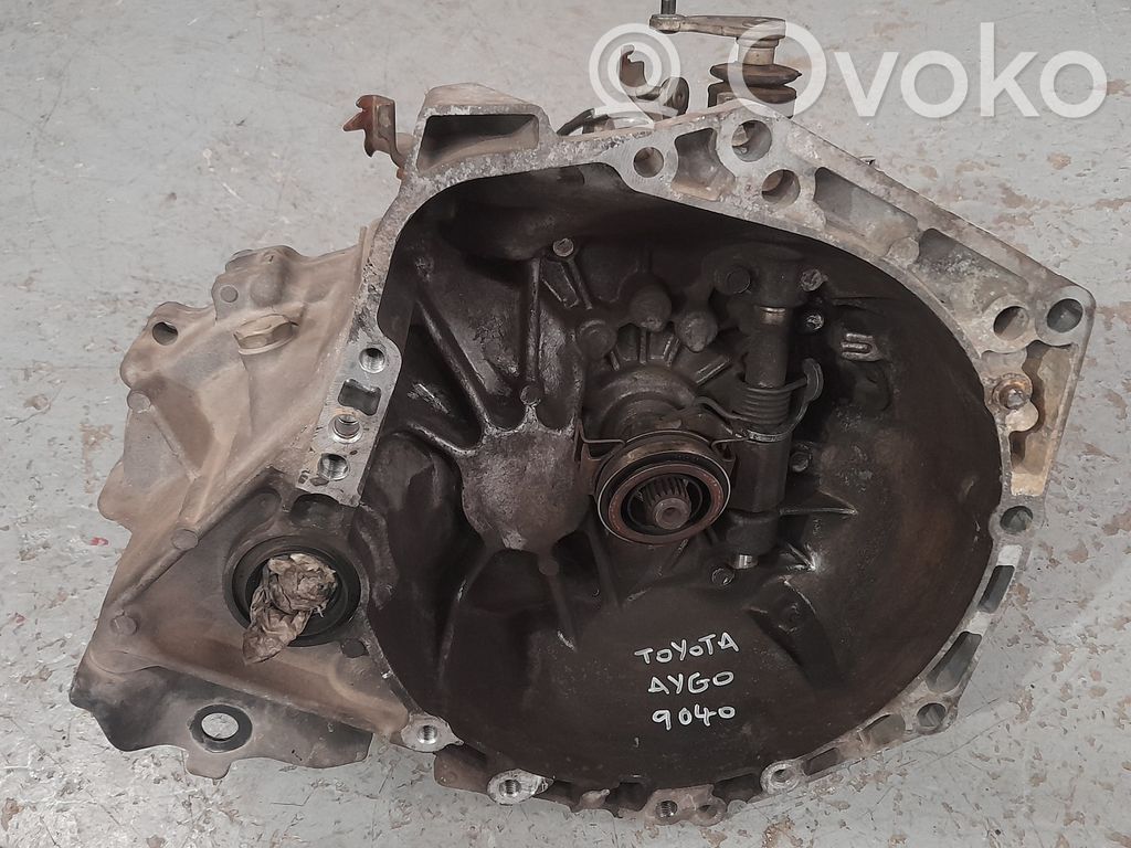 Toyota Aygo AB10 5 Gang Schaltgetriebe 