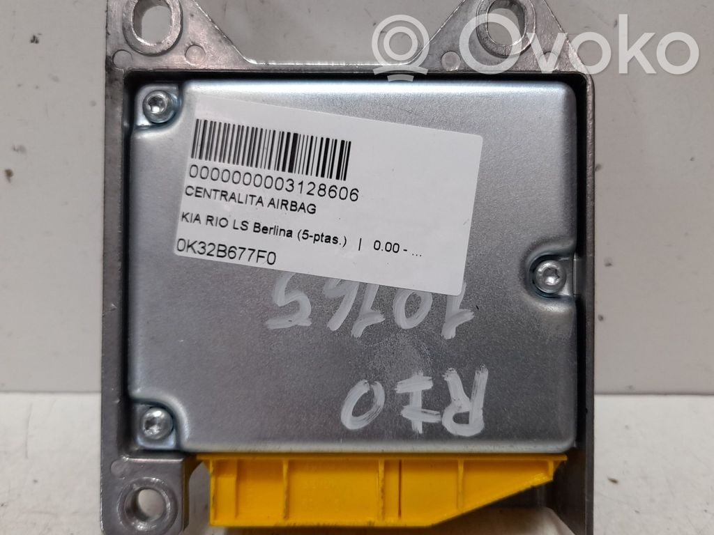 Airbag control unit/module   0K30E677F0