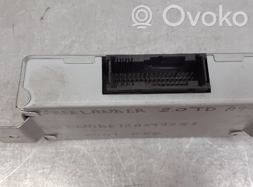 Unidad de control/módulo de la caja de cambios   UHC000120