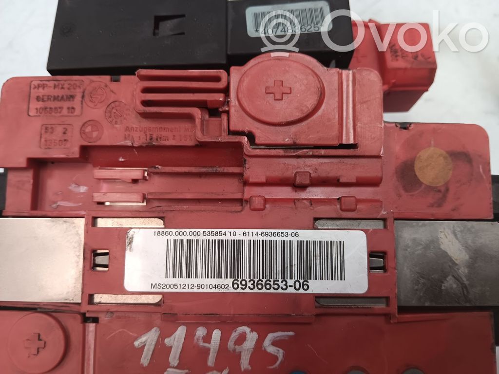 Módulo de fusible   61146936653