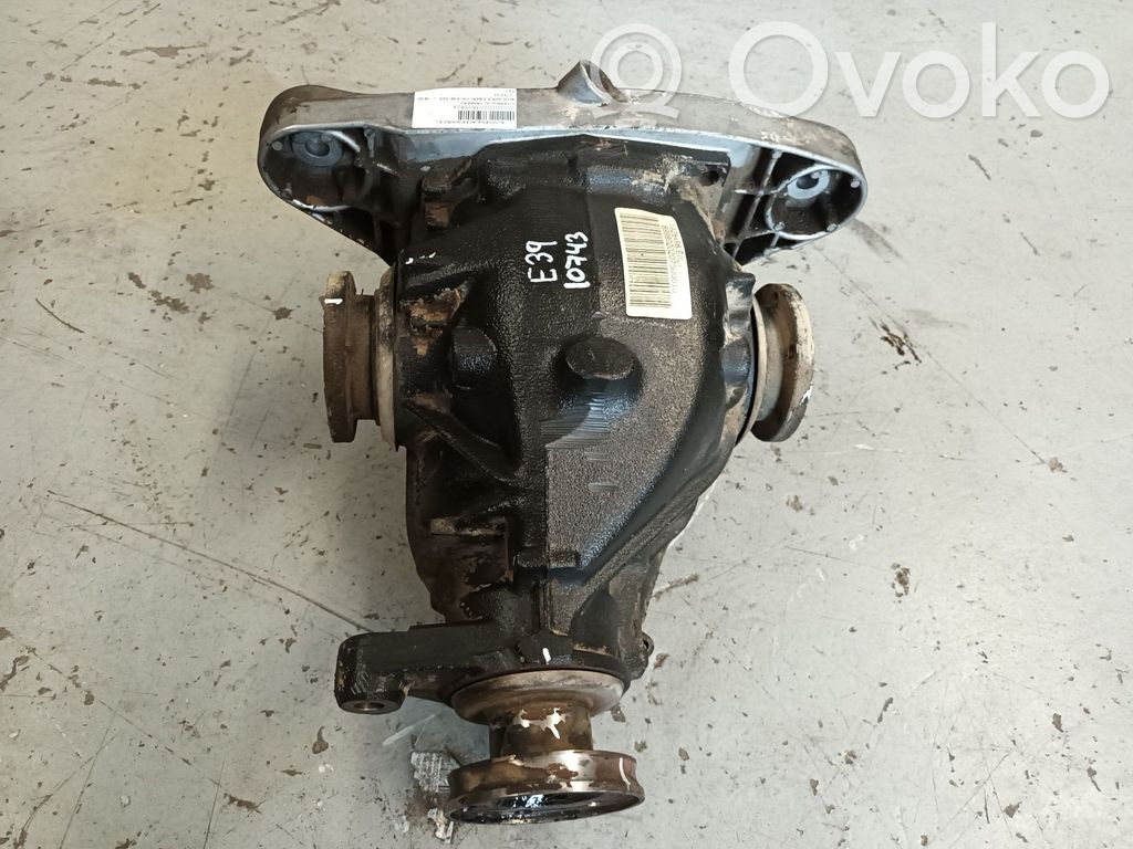 Rear differential   E827
