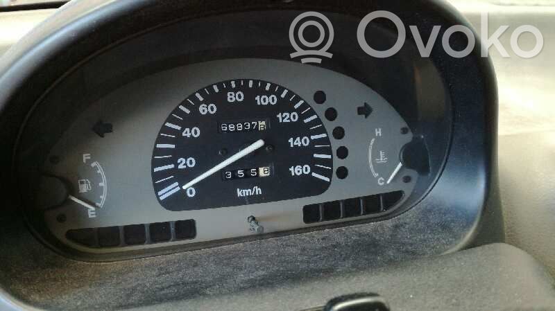 Subaru Vivio Compteur de vitesse tableau de bord 
