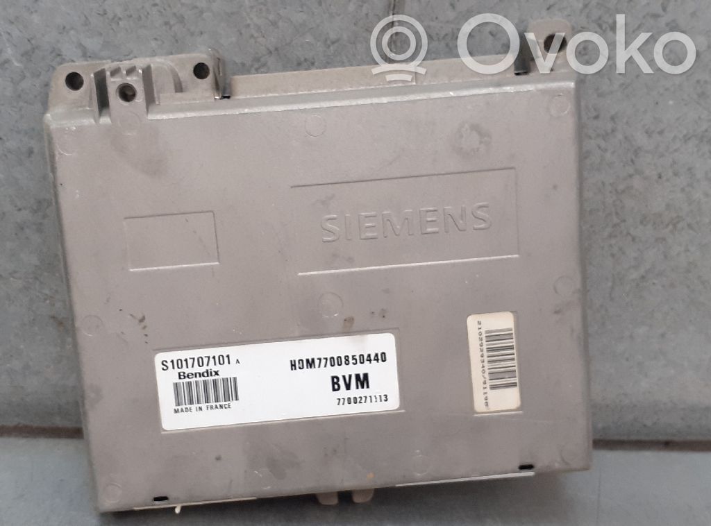 Renault 19 Engine control unit/module 