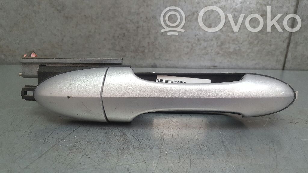 Manecilla externa puerta trasera   3S41A266B22AB