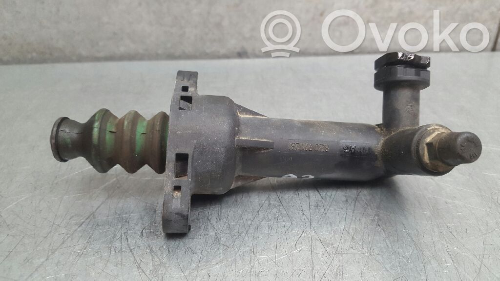 Audi A2 Kytkimen apusylinteri 
