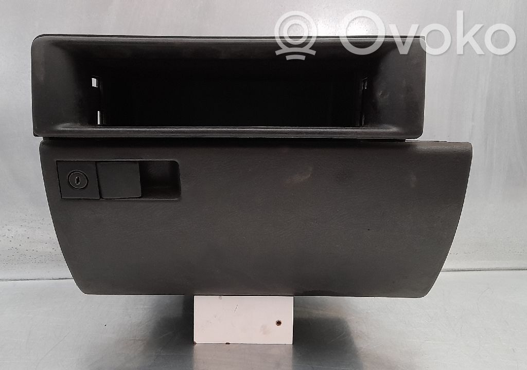 Hansikaslokero   90269757