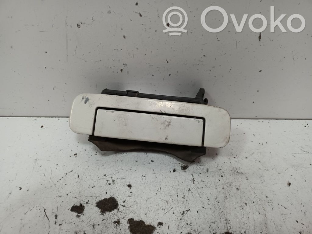 Manecilla externa puerta trasera   A0839205F