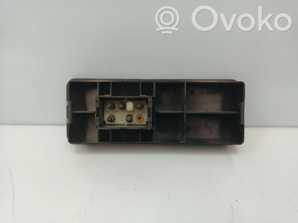 Electric window control switch   9148406