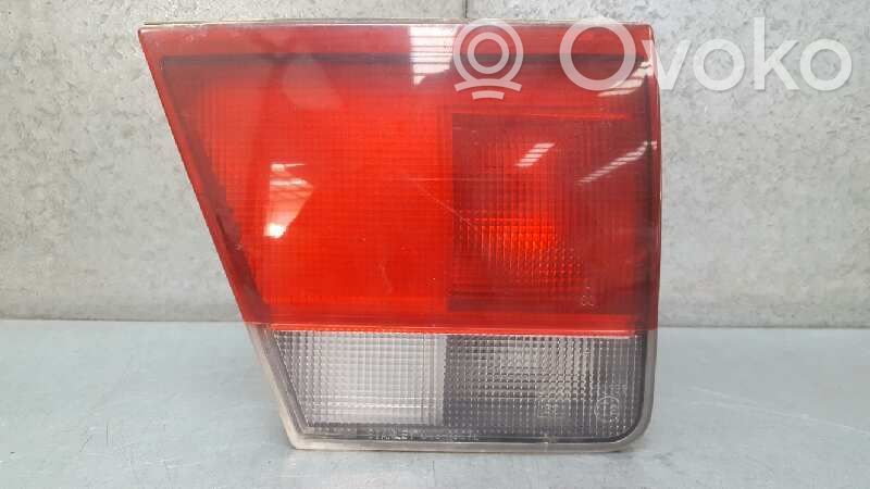 Mazda 626 Luci posteriori del portellone del bagagliaio 