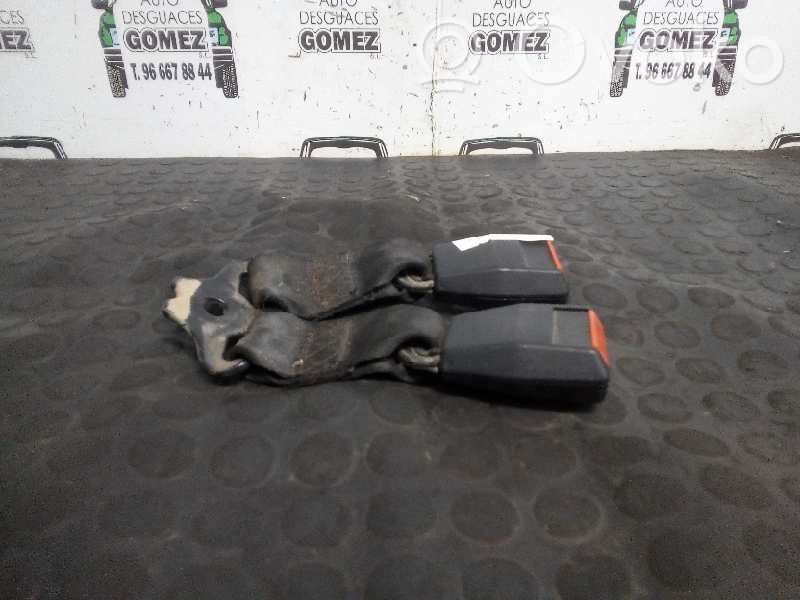 Ford Fiesta Hebilla del cinturón de seguridad trasero 