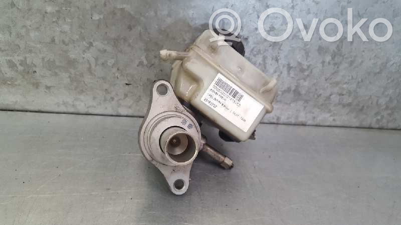 Opel Zafira B Cilindro del sistema frenante 