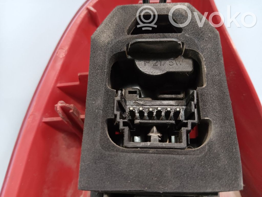 Lampa tylna   7700410516