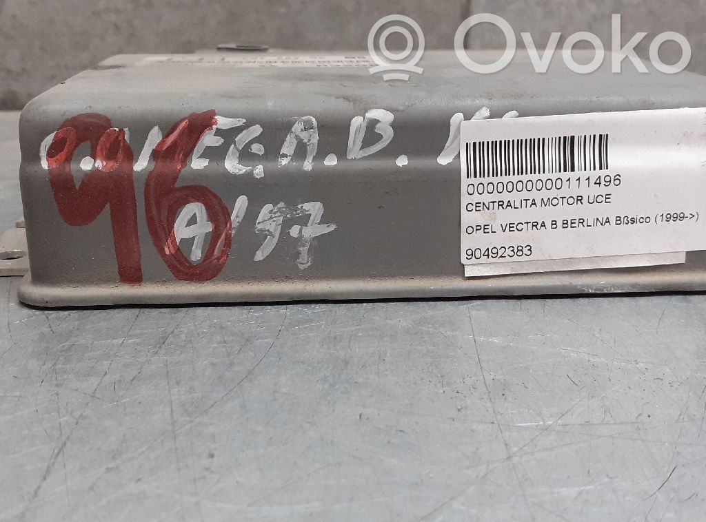 Opel Vectra B Unidad de control/módulo del motor 