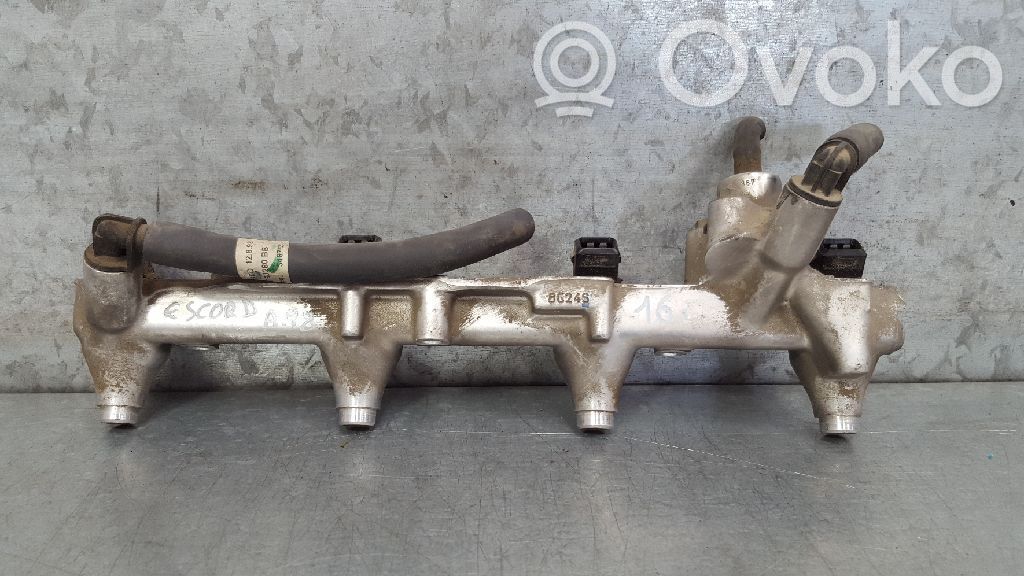 Ford Escort Fuel main line pipe 