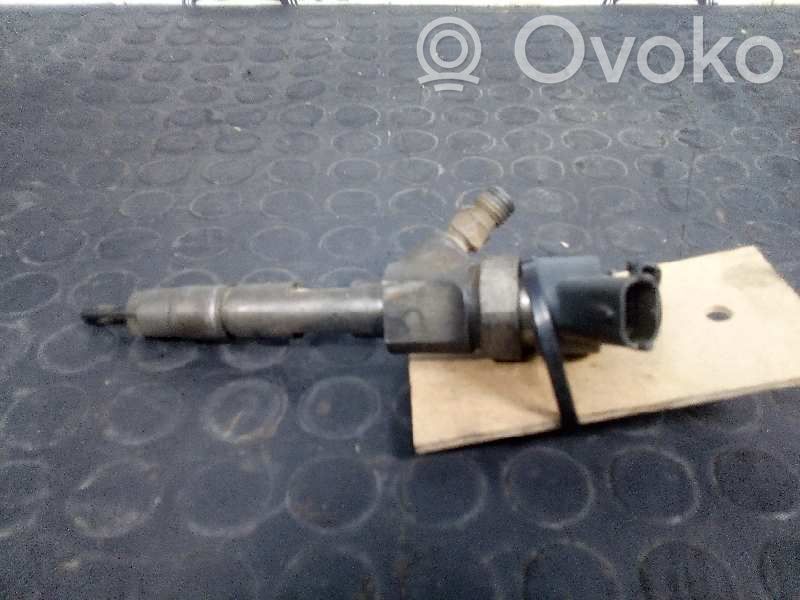 Inyector de combustible   8200296279