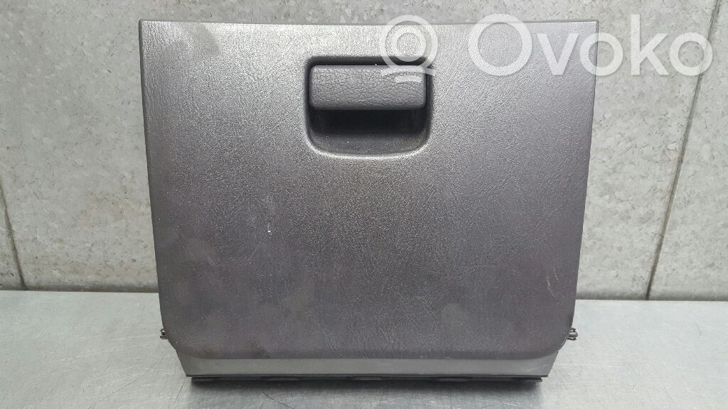 Suzuki Wagon R+ Handschuhfach 