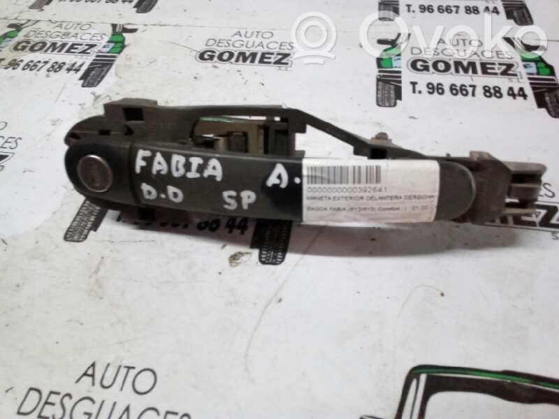 Skoda Fabia Mk1 (6Y) Poignée extérieure avant