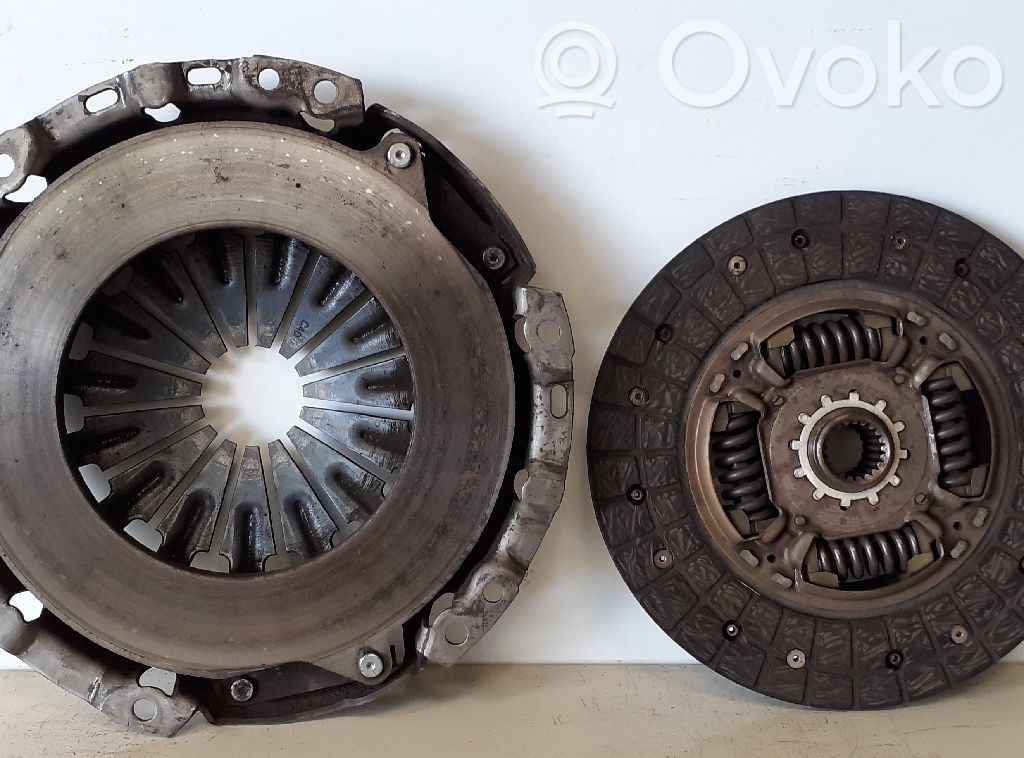 Toyota Corolla E120 E130 Sankabos komplektas 