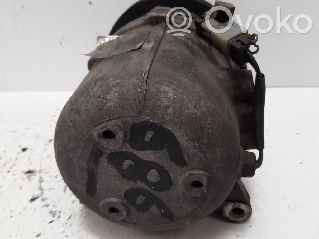 Nissan Primera Ilmastointilaitteen kompressorin pumppu (A/C) 