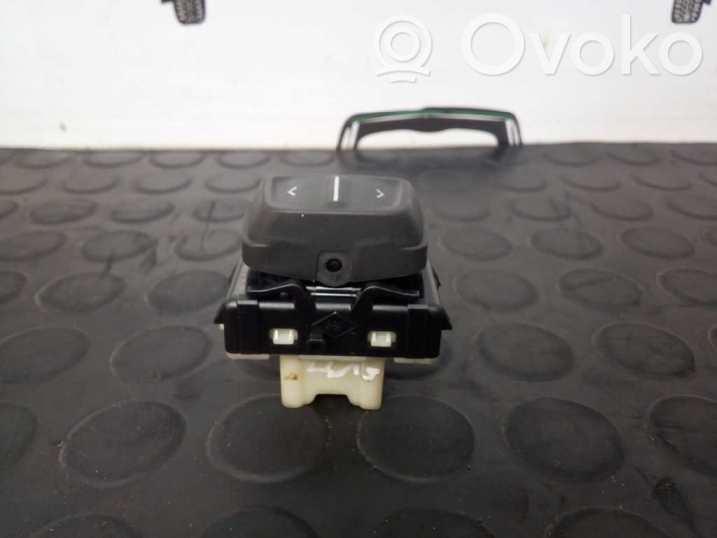 Interruptor del elevalunas eléctrico   254214937R