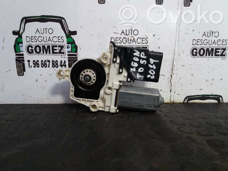 Asa reguladora de la puerta trasera   1J4959812C